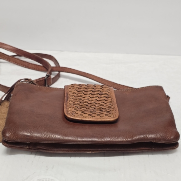 Vilenca Holland Genuine Cognac Brown Leather Crossbody Bay Purse Boho Chic - Picture 7 of 14